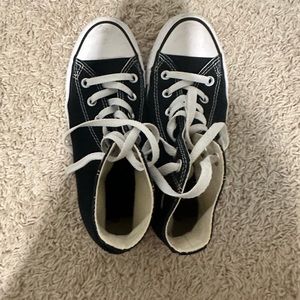 Black hightop converse